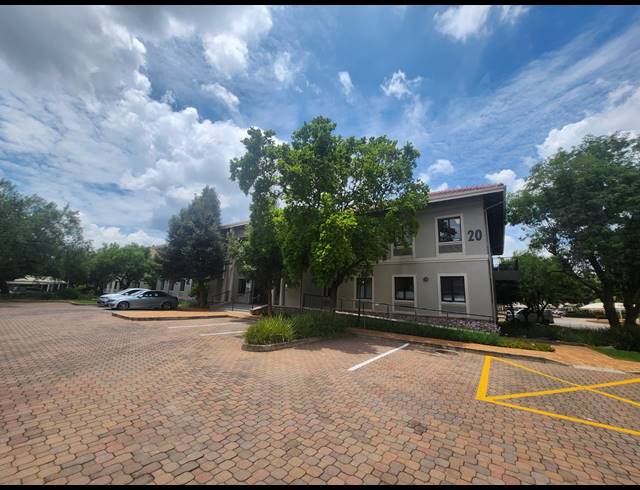485M² OFFICE TO LET IN VORNA VALLEY